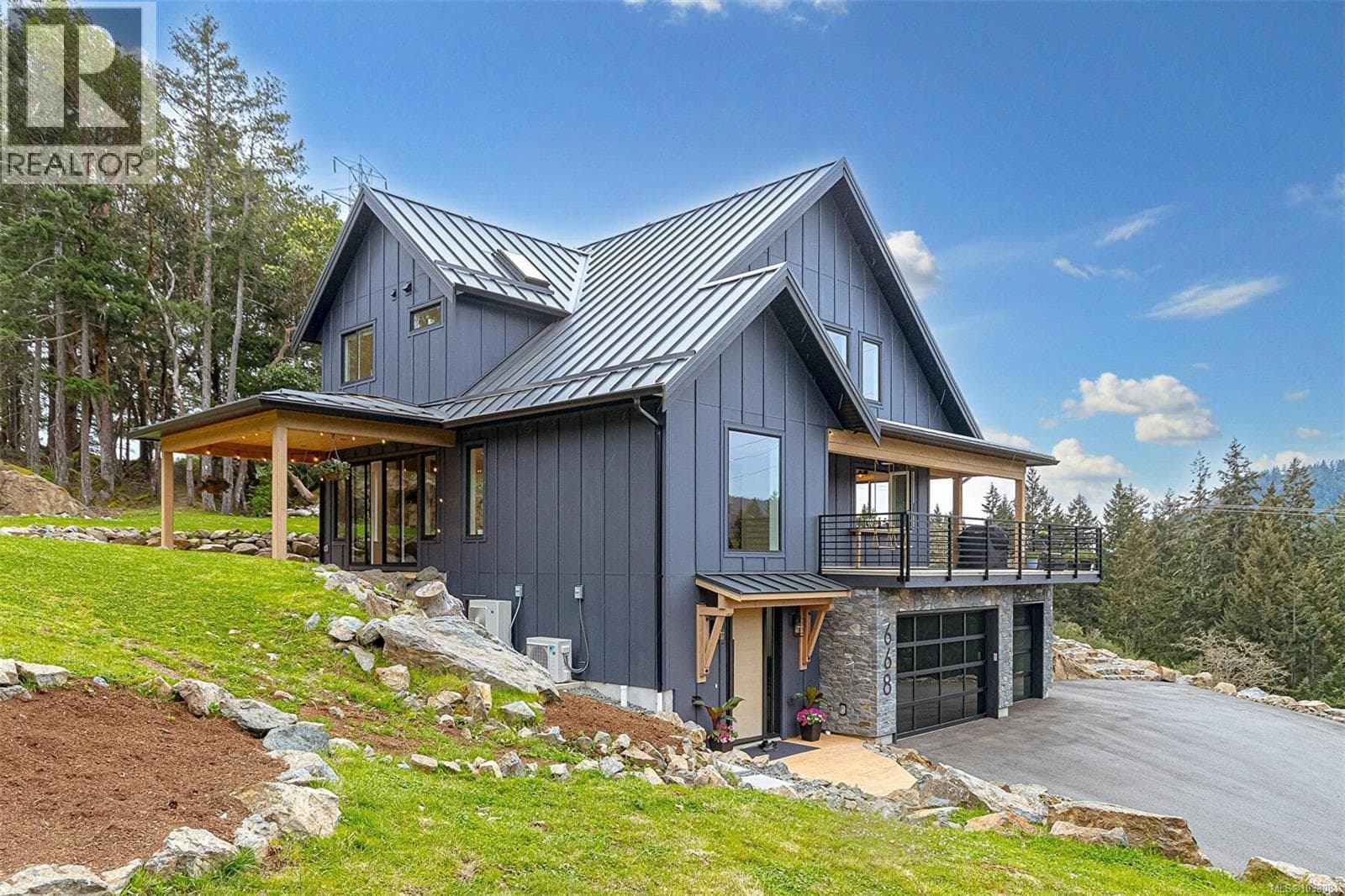 8 bed 5 bath single family at 668 Southwood Dr — $2,999,800