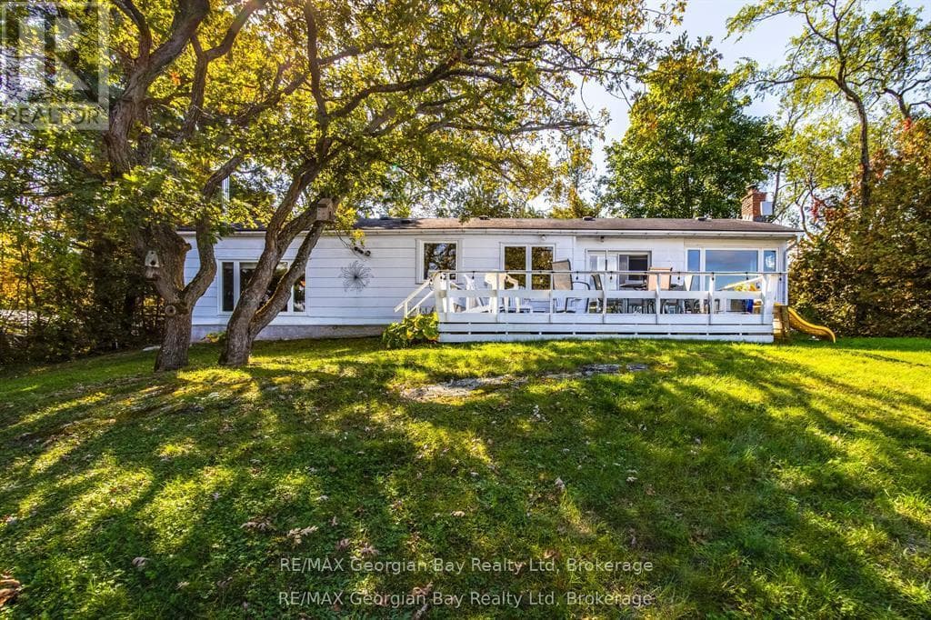 3 bed 1 bath single family at 134 FOREST HARBOUR PARKWAY — $899,900