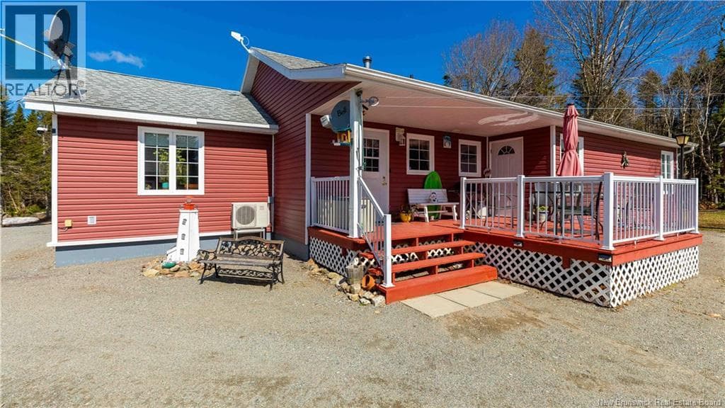 17 Stoney Brook Road photo 3