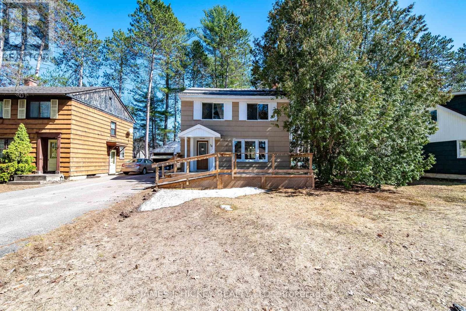 34 FARADAY CRESCENT photo 2