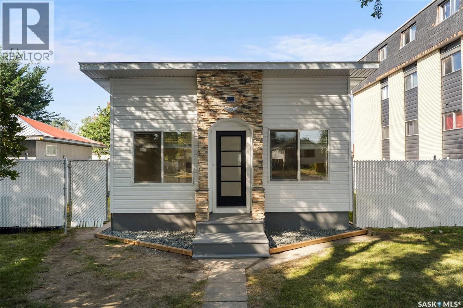 117 U AVENUE S photo 3