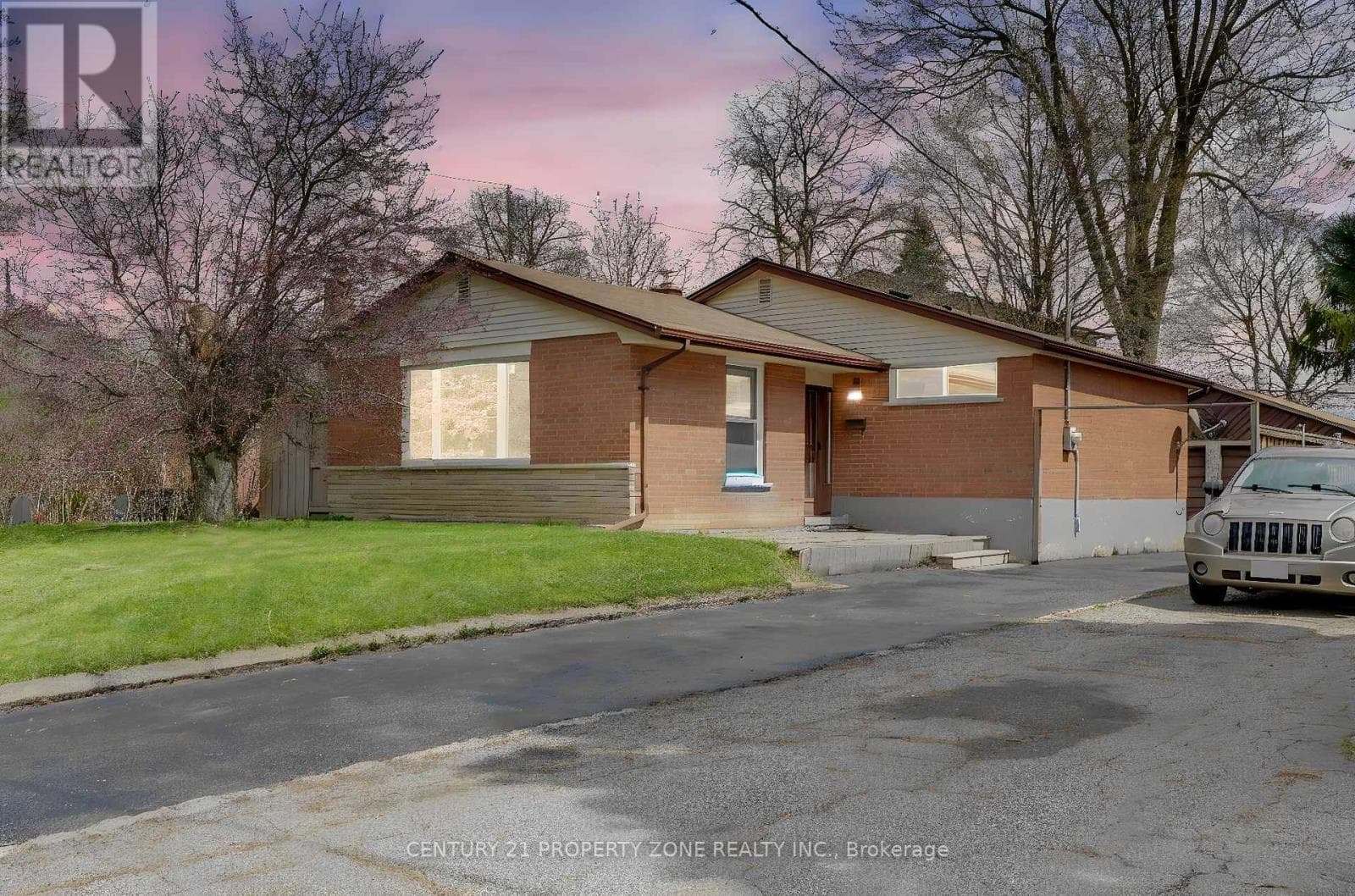 5 bed 2 bath single family at 5 HADRINA STREET — $699,999