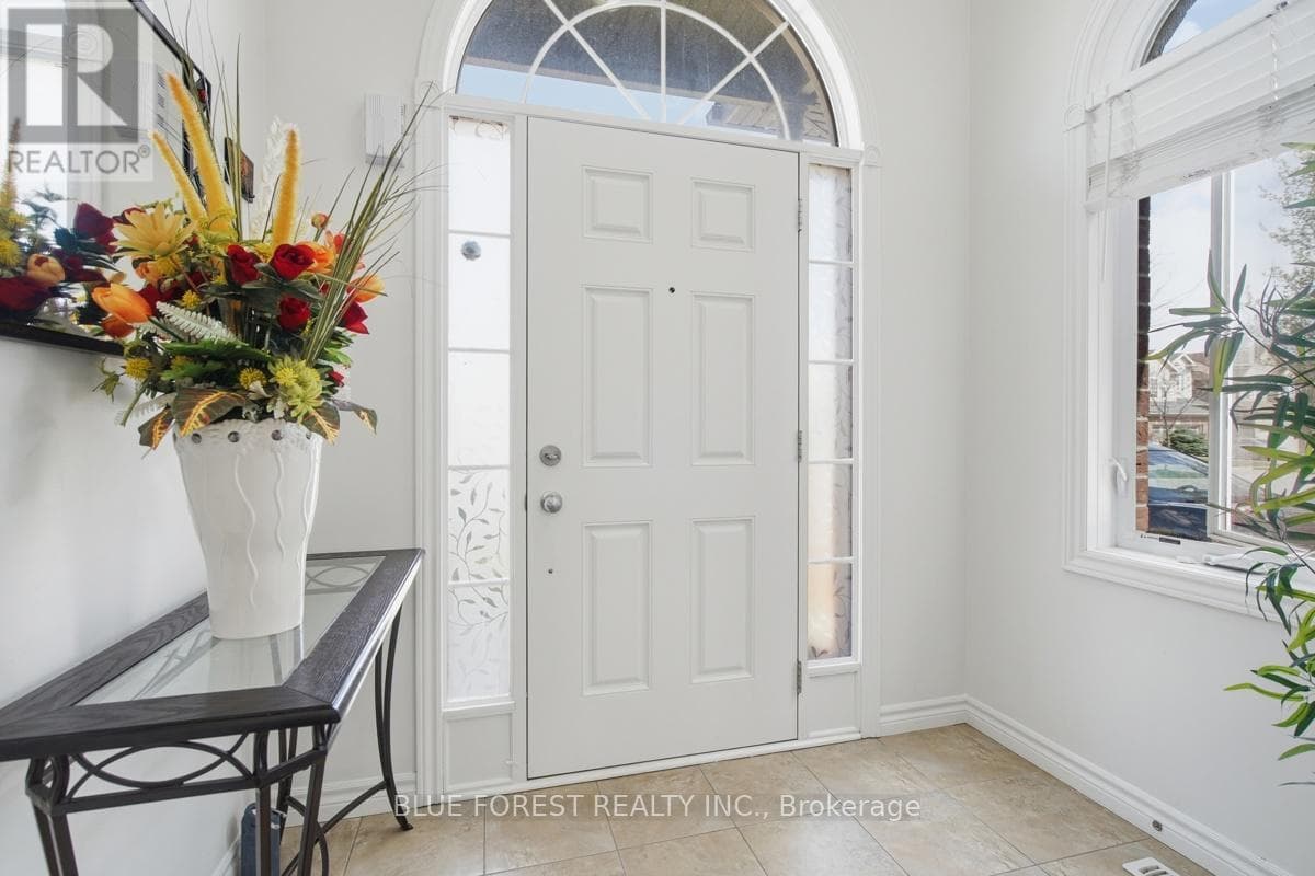 1408 DEVOS DRIVE photo 4