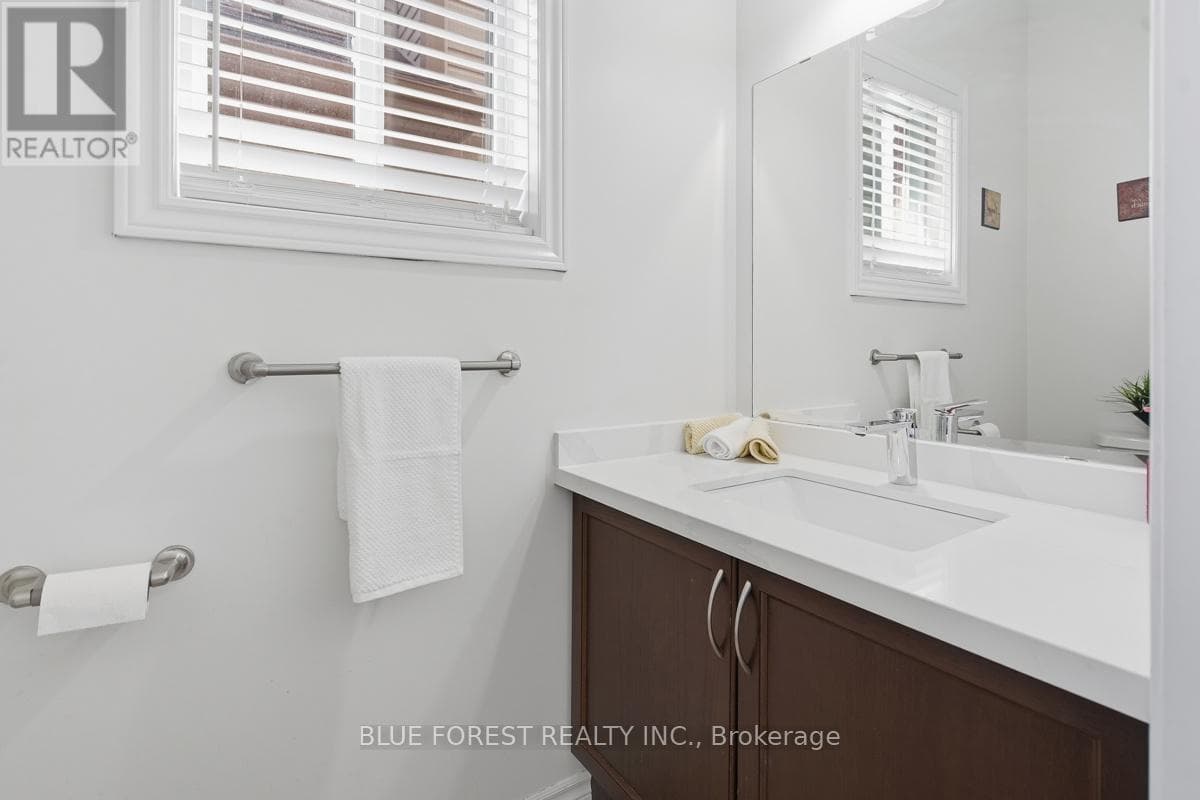 1408 DEVOS DRIVE photo 5