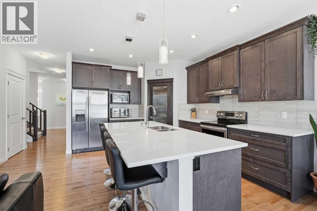 345 Evansglen Drive NW photo 4