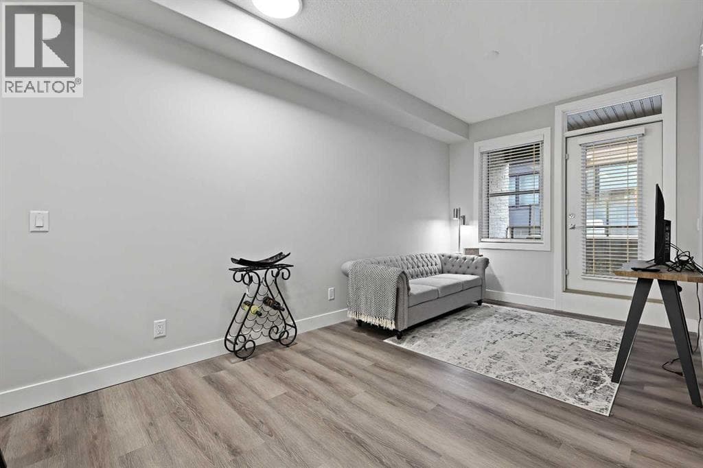 105, 8355 19 Avenue SW photo 4