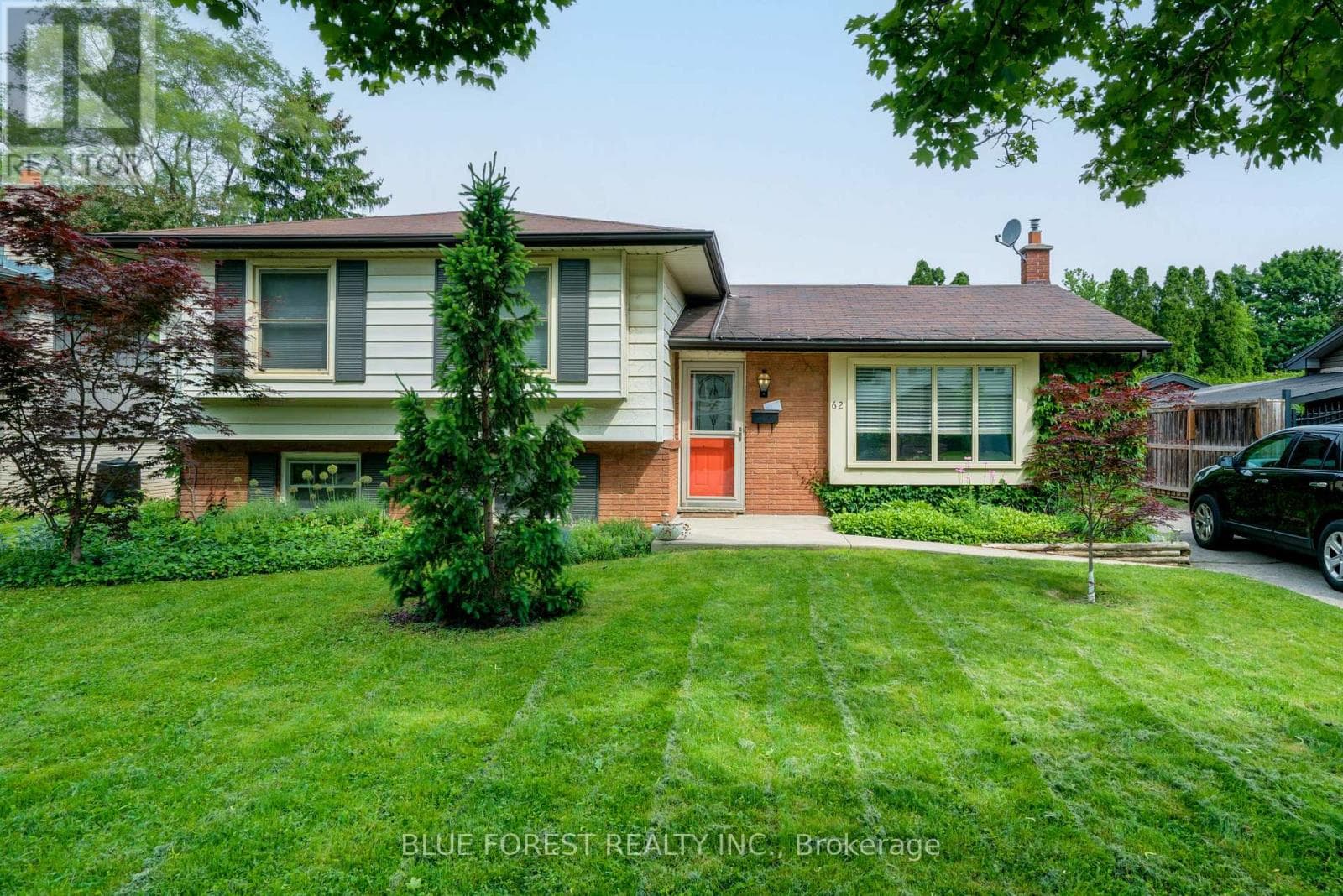 62 GLENBURNIE CRESCENT photo 4