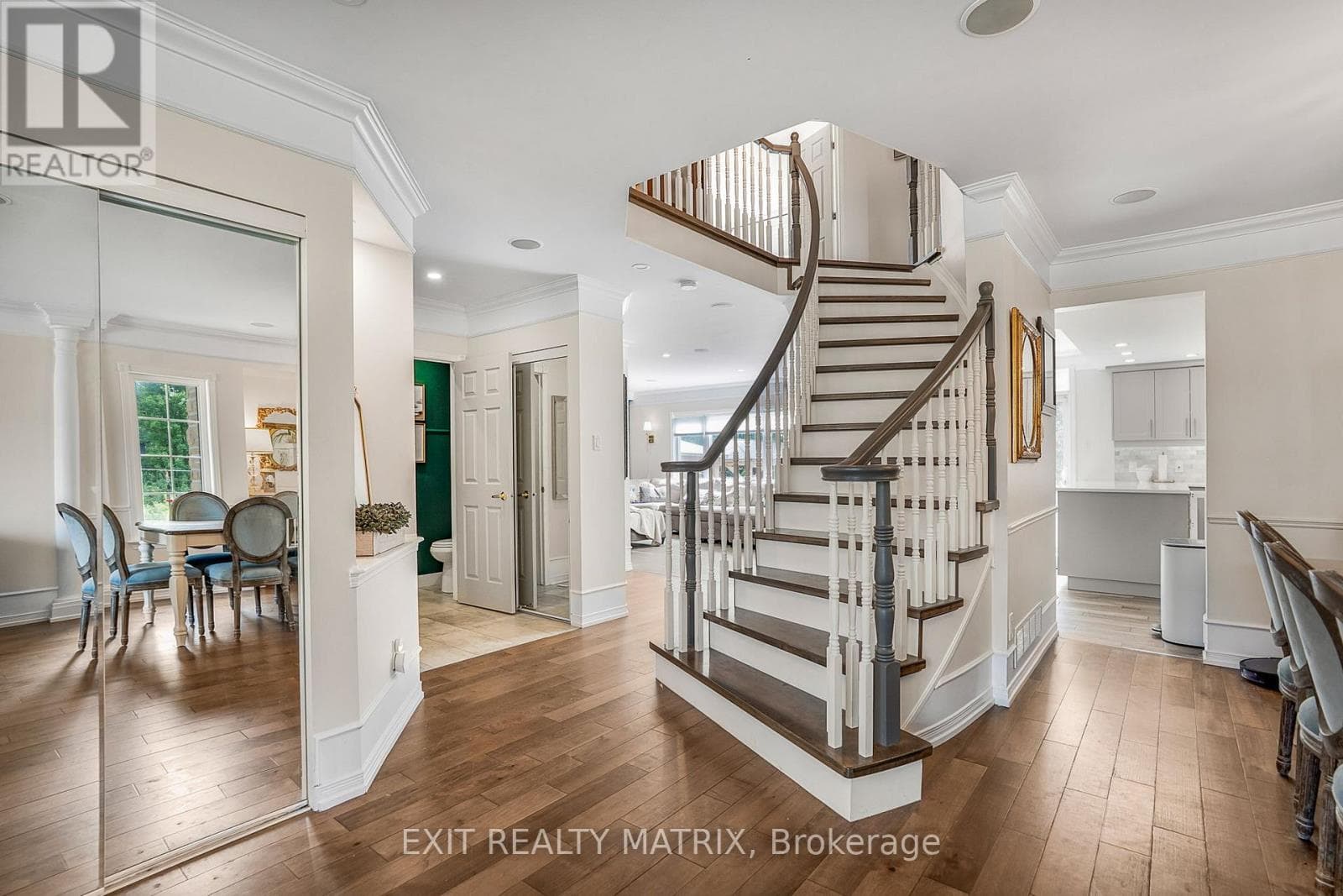 116 LAMADELEINE BOULEVARD photo 4