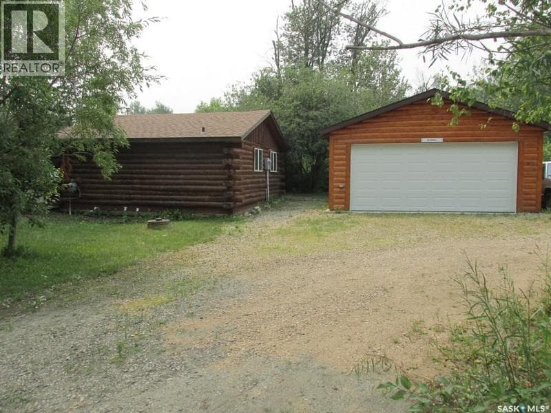 2 bed 1 bath single family at 6 Scots Landing Log Cabin — $169,000