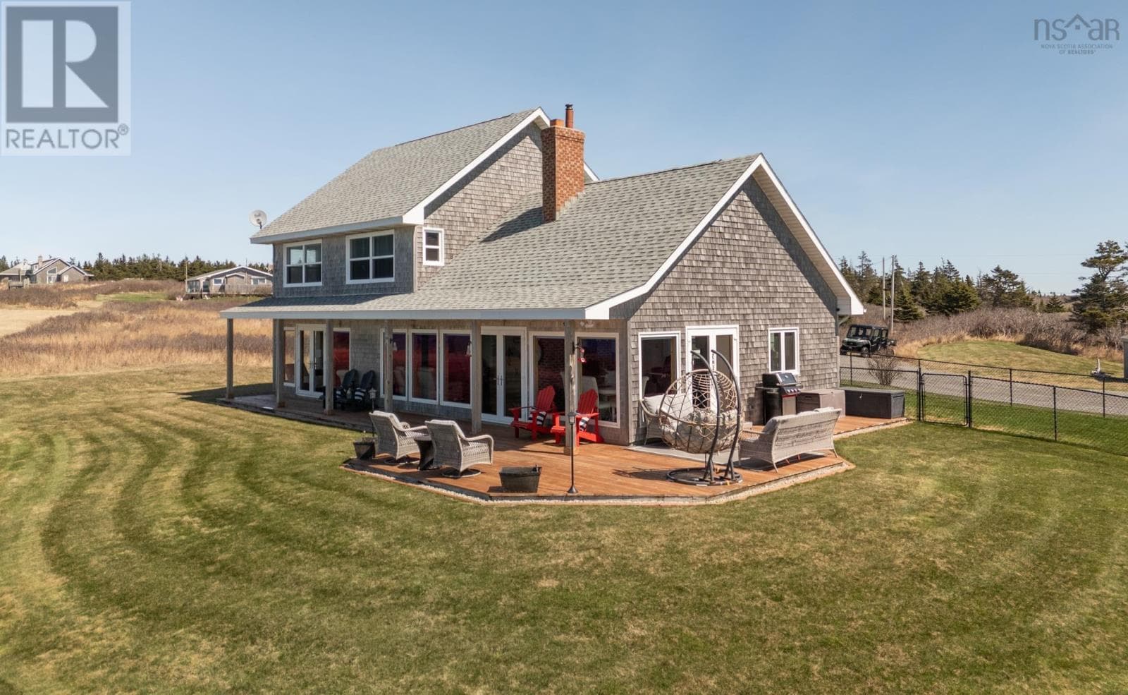 2435 Main Shore Road photo 4