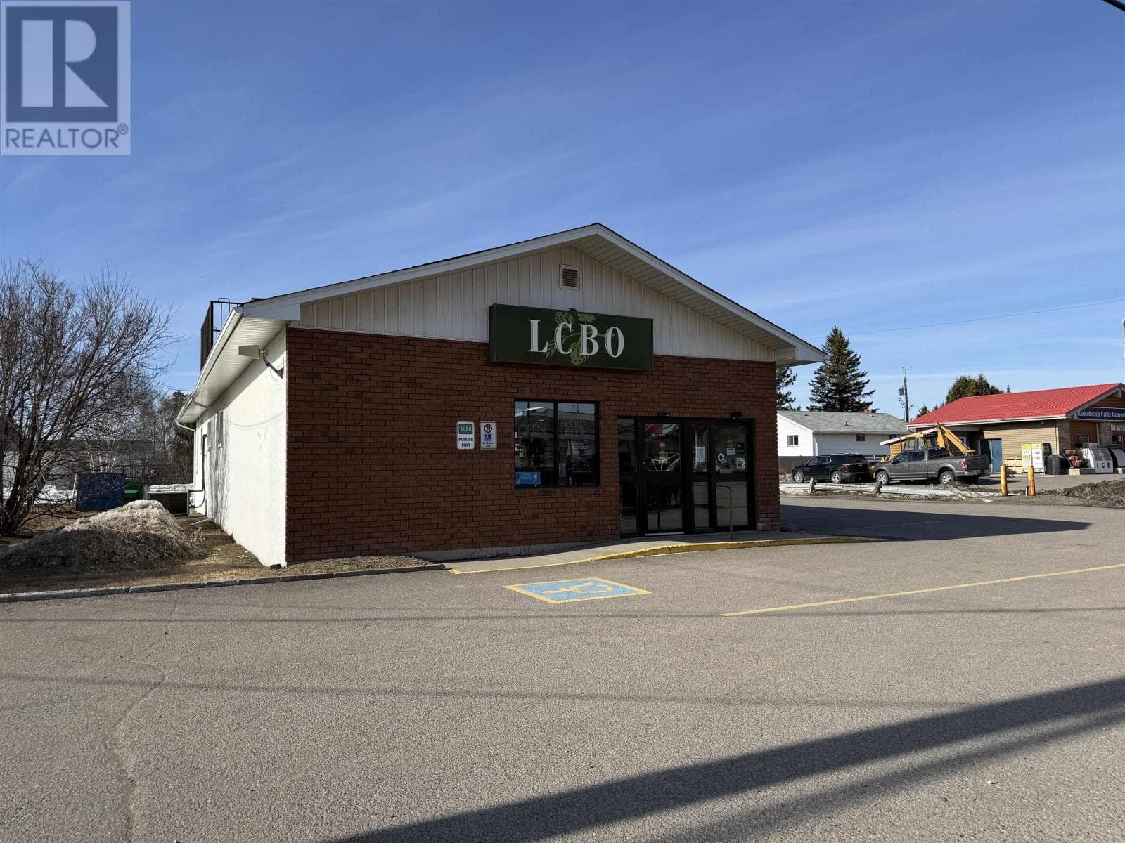 retail at 4793 HWY 11-17 — $499,000