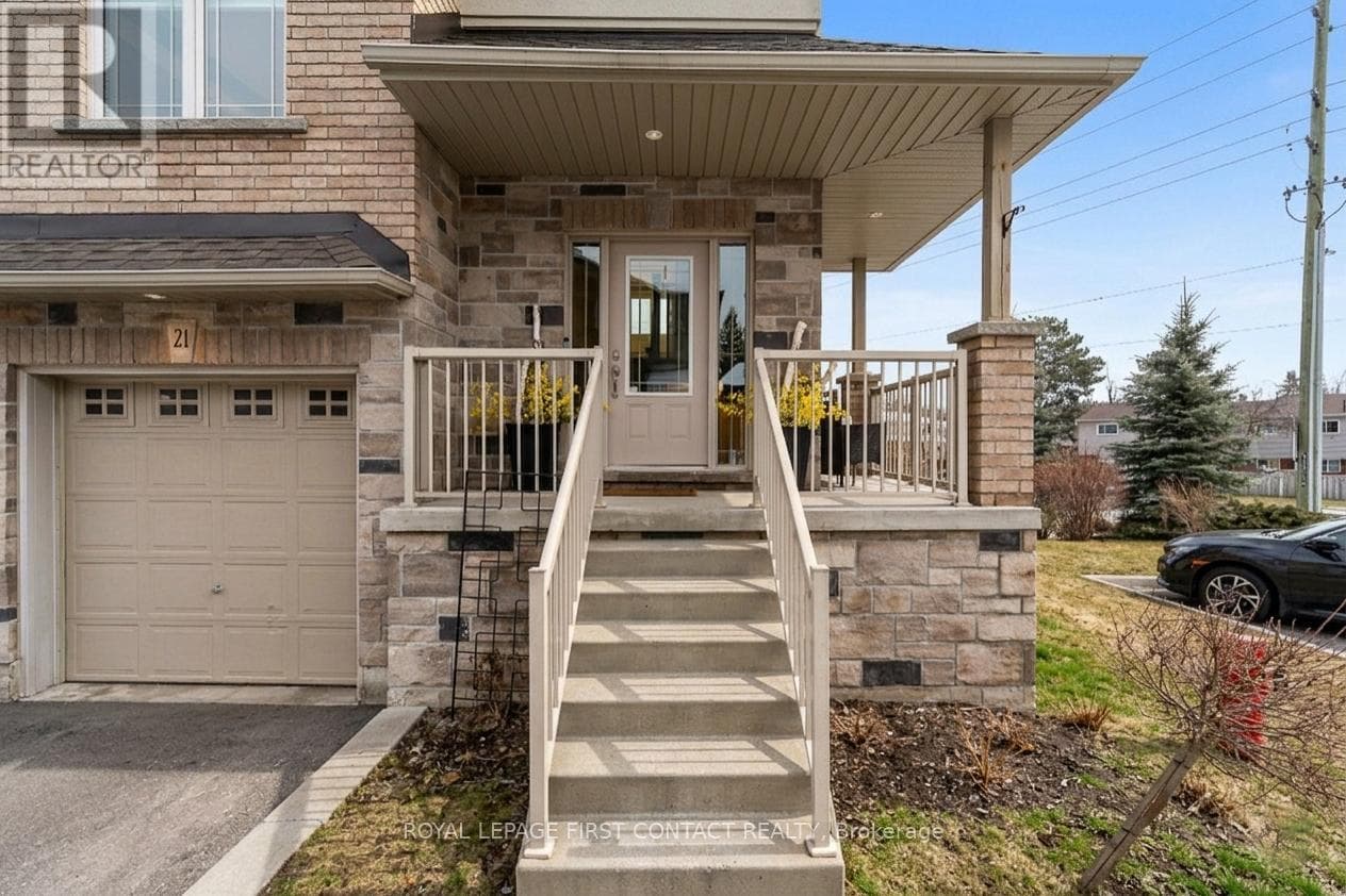21 - 376 BLAKE STREET photo 2
