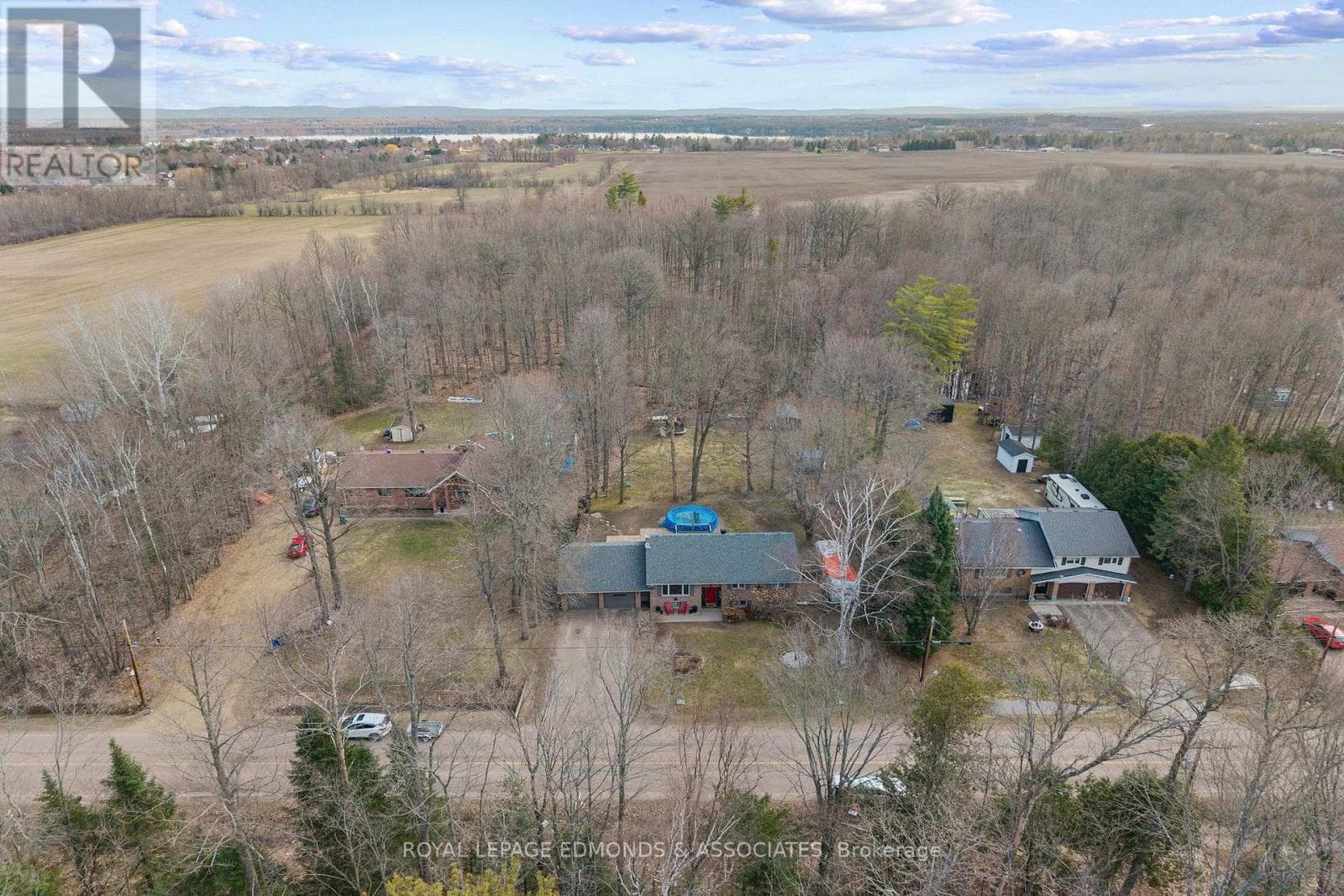 1486 WILSON ROAD photo 4
