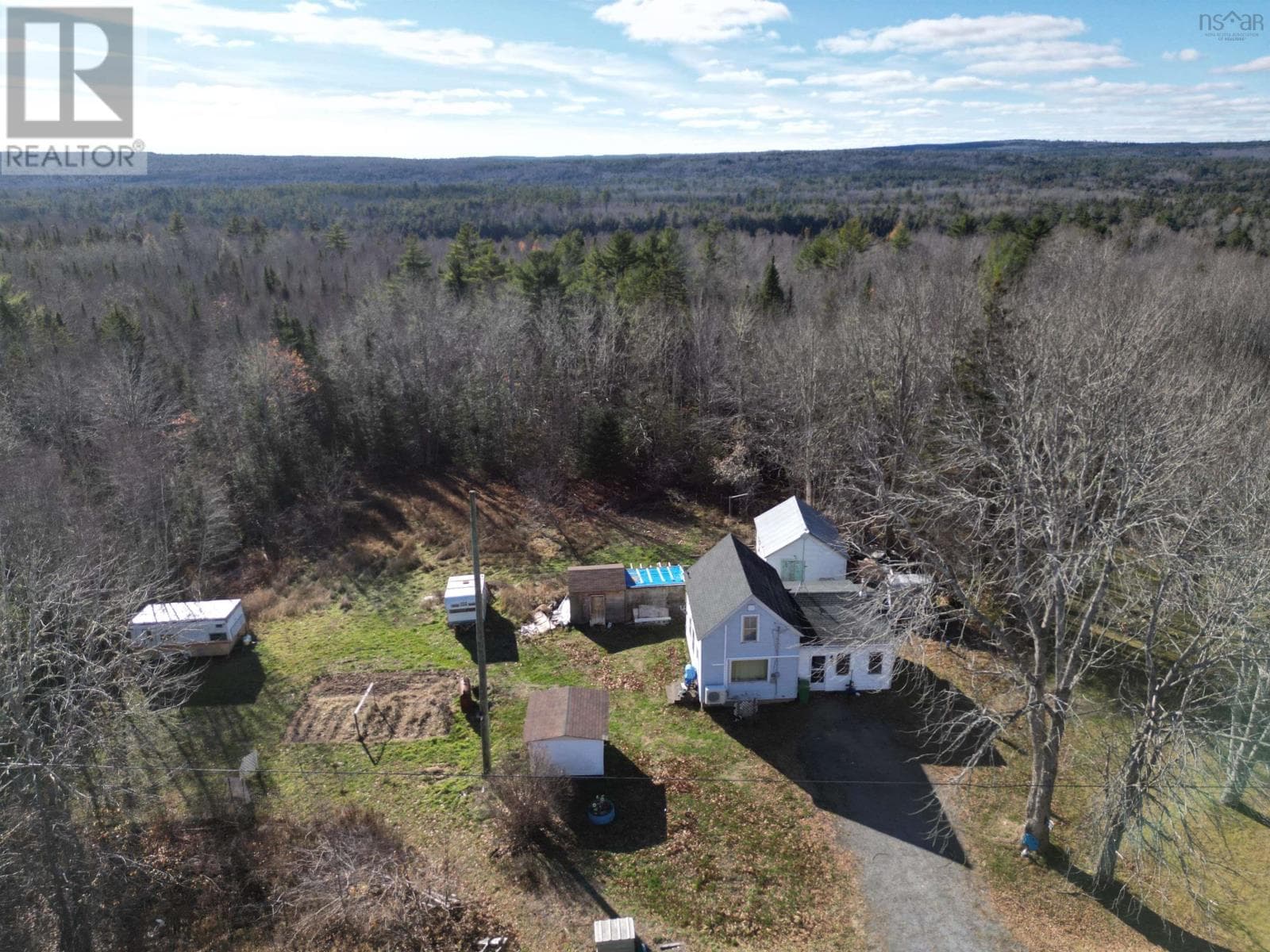 1171 North River Road photo 2