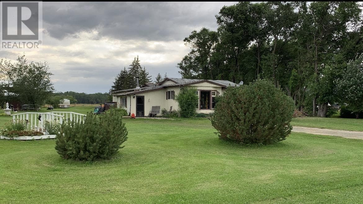 623 Boucherville RD photo 2