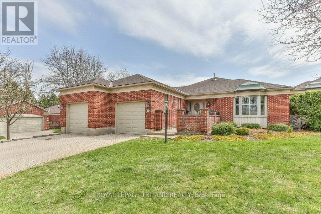 8 - 60 ROSECLIFFE CRESCENT photo 2