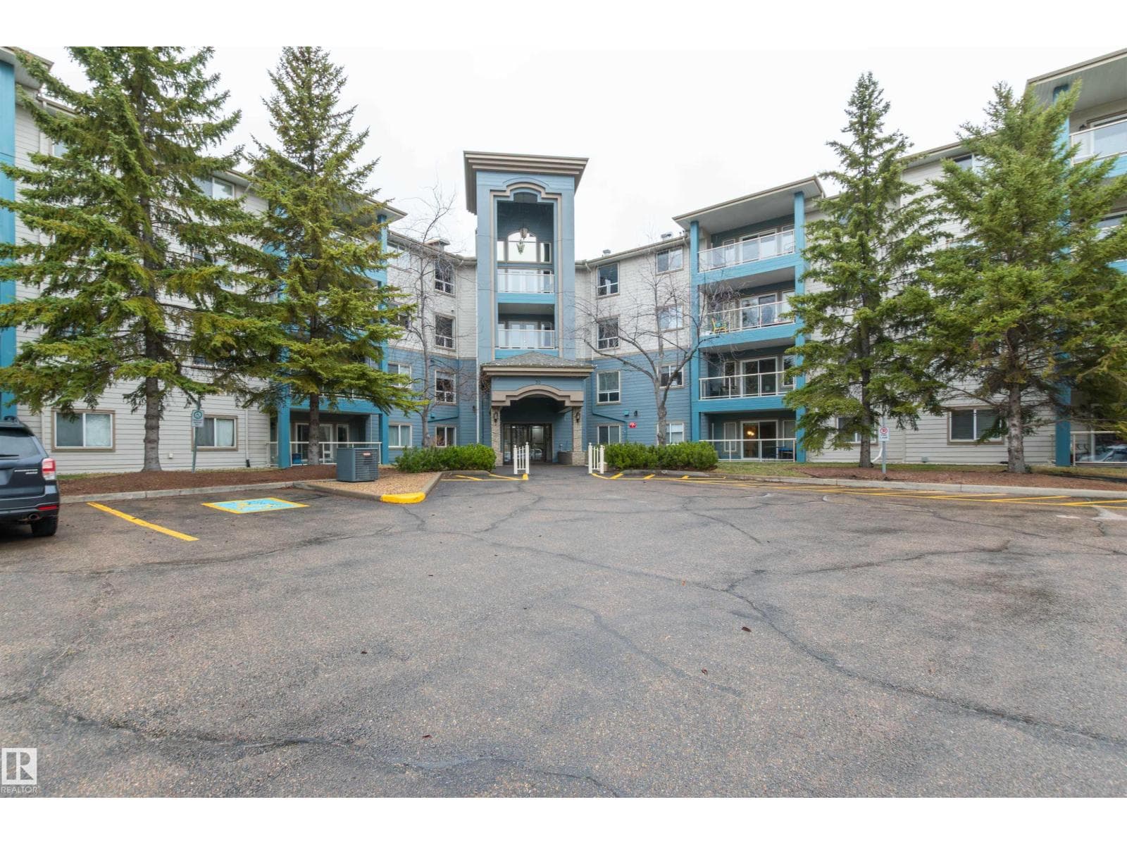 1 bed 1 bath single family at #316 70 CRYSTAL LN — $274,900