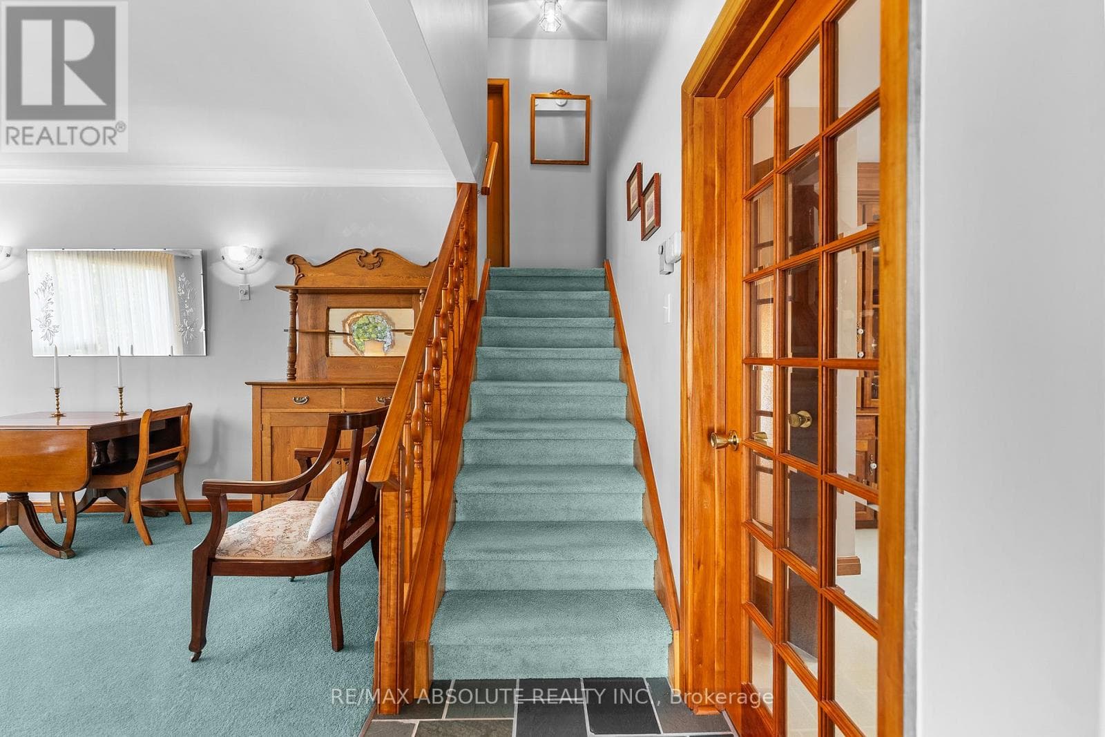 85 LAIRD STREET photo 4
