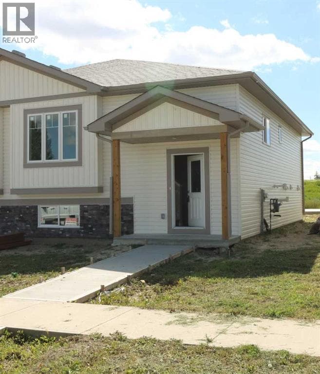 443 Henricks Drive — photo 2