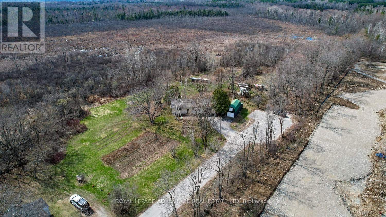 83 BROADVIEW AVENUE W photo 4