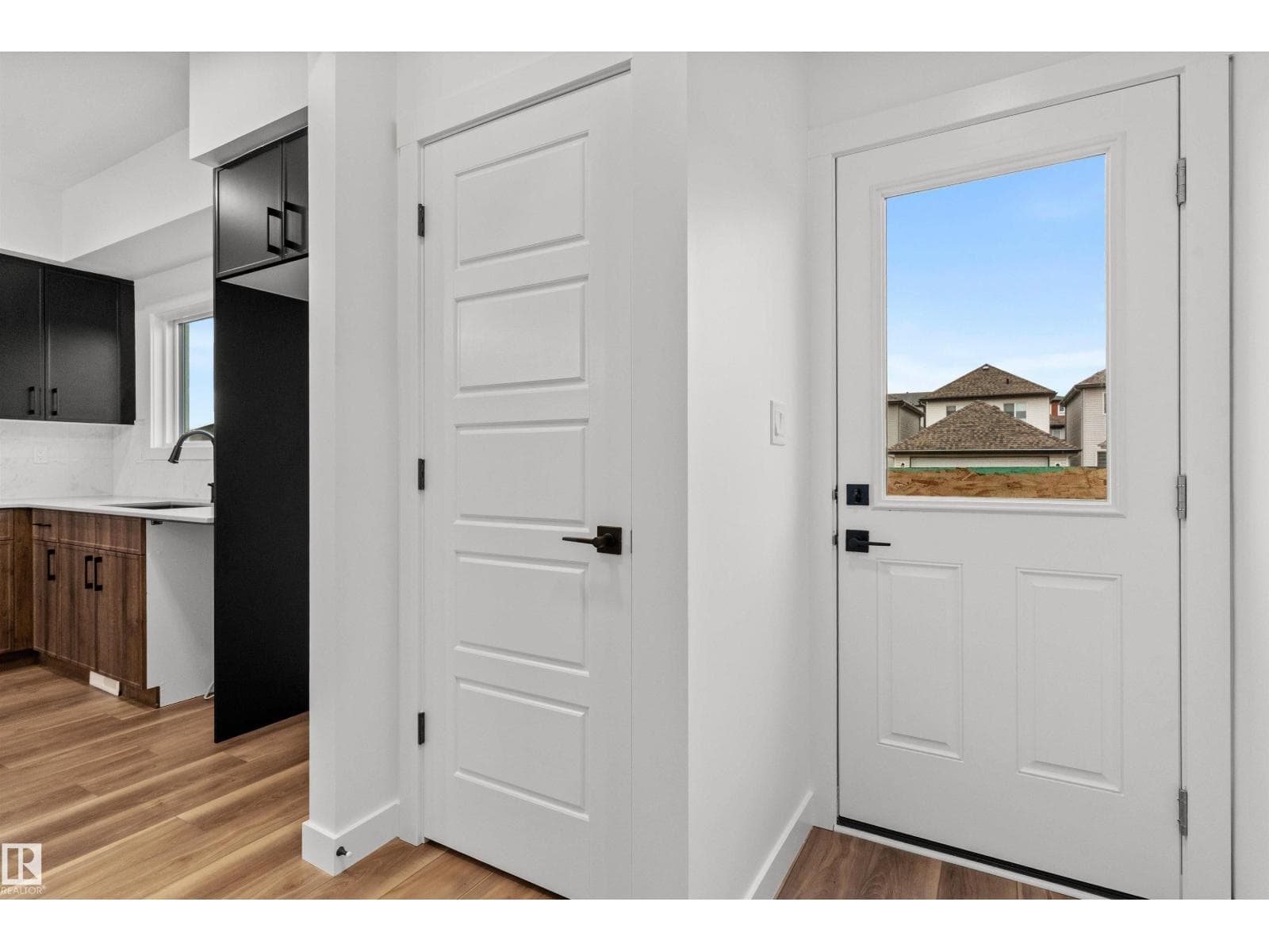 6222 175A AV NW photo 3