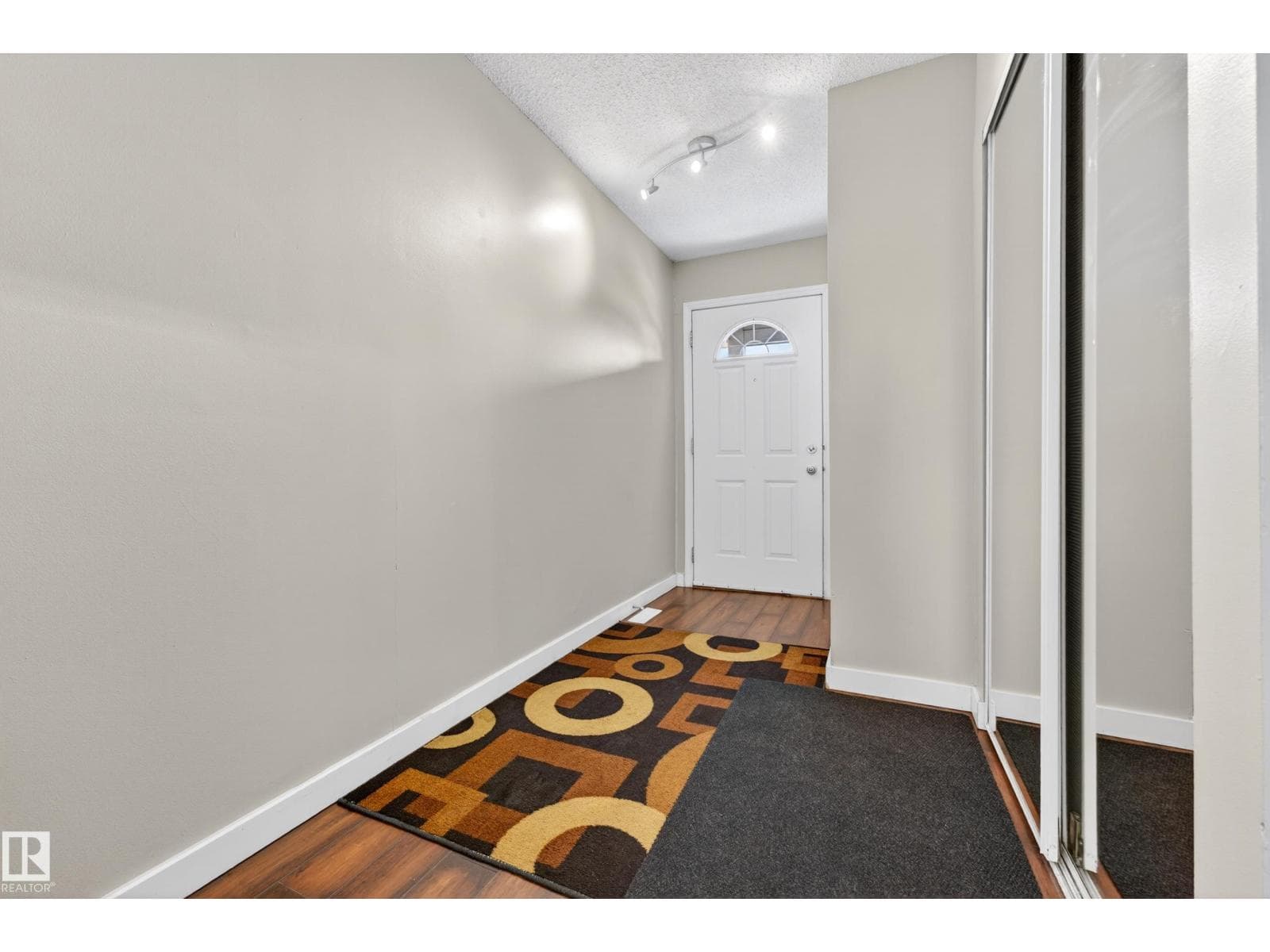 1556 69 ST NW photo 3