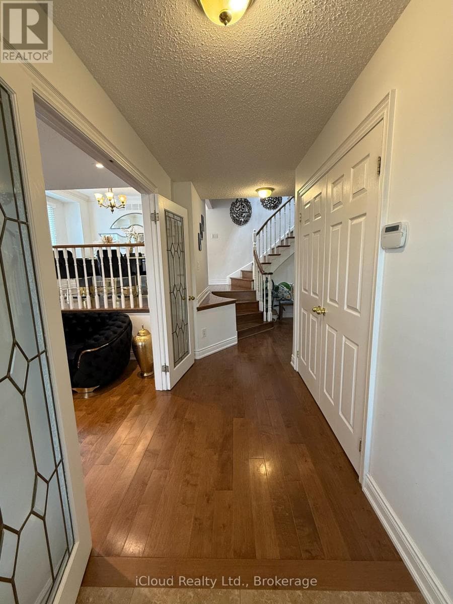 2067 HUNTERS WOOD DRIVE photo 3