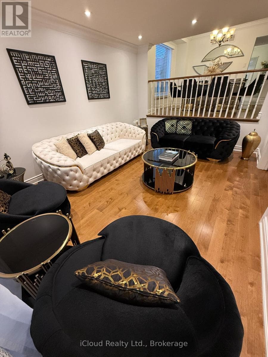 2067 HUNTERS WOOD DRIVE photo 4