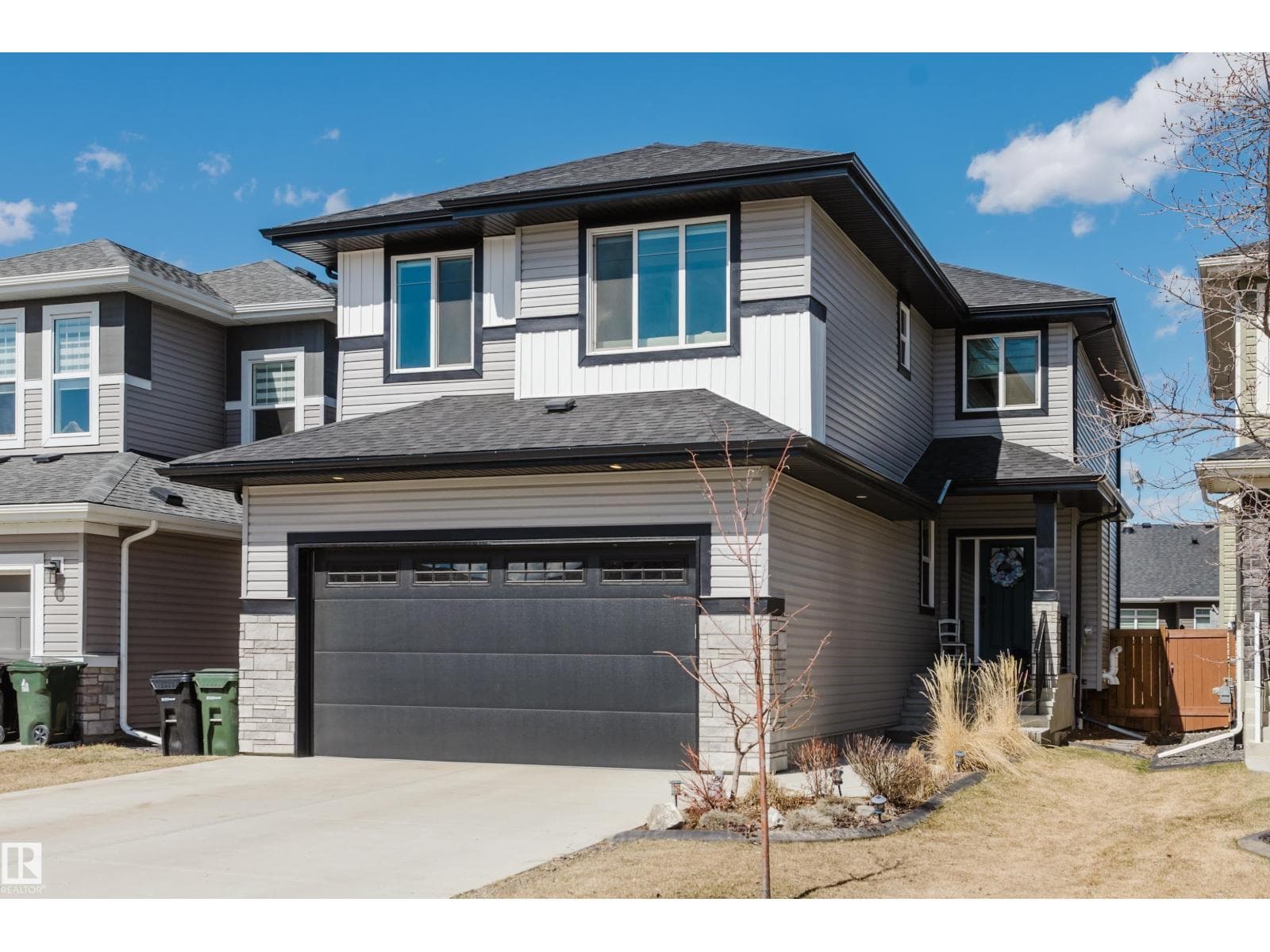 164 HEMINGWAY CR — photo 2