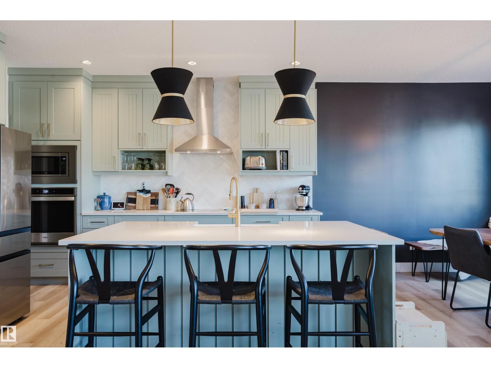 164 HEMINGWAY CR — photo 3