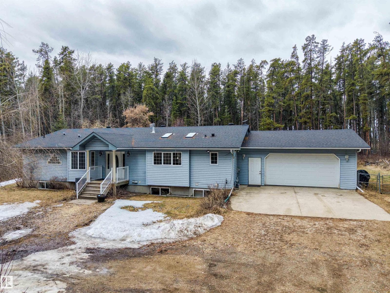 6 bed 4 bath single family at #18 51515 RGE ROAD 32 A — $689,000