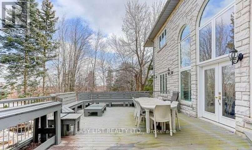 206 ARNOLD AVENUE photo 4