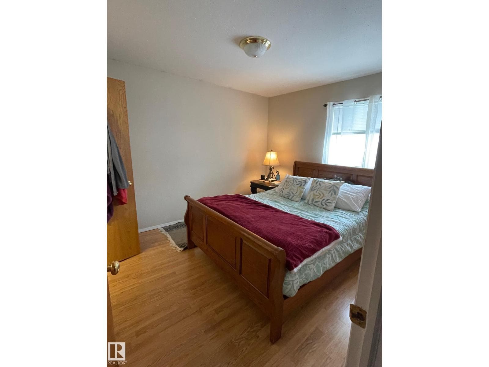 12005 95A ST NW photo 4