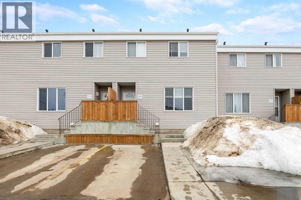 3 bed 1 bath single family at 14, 711 Beacon Hill Drive — $224,900