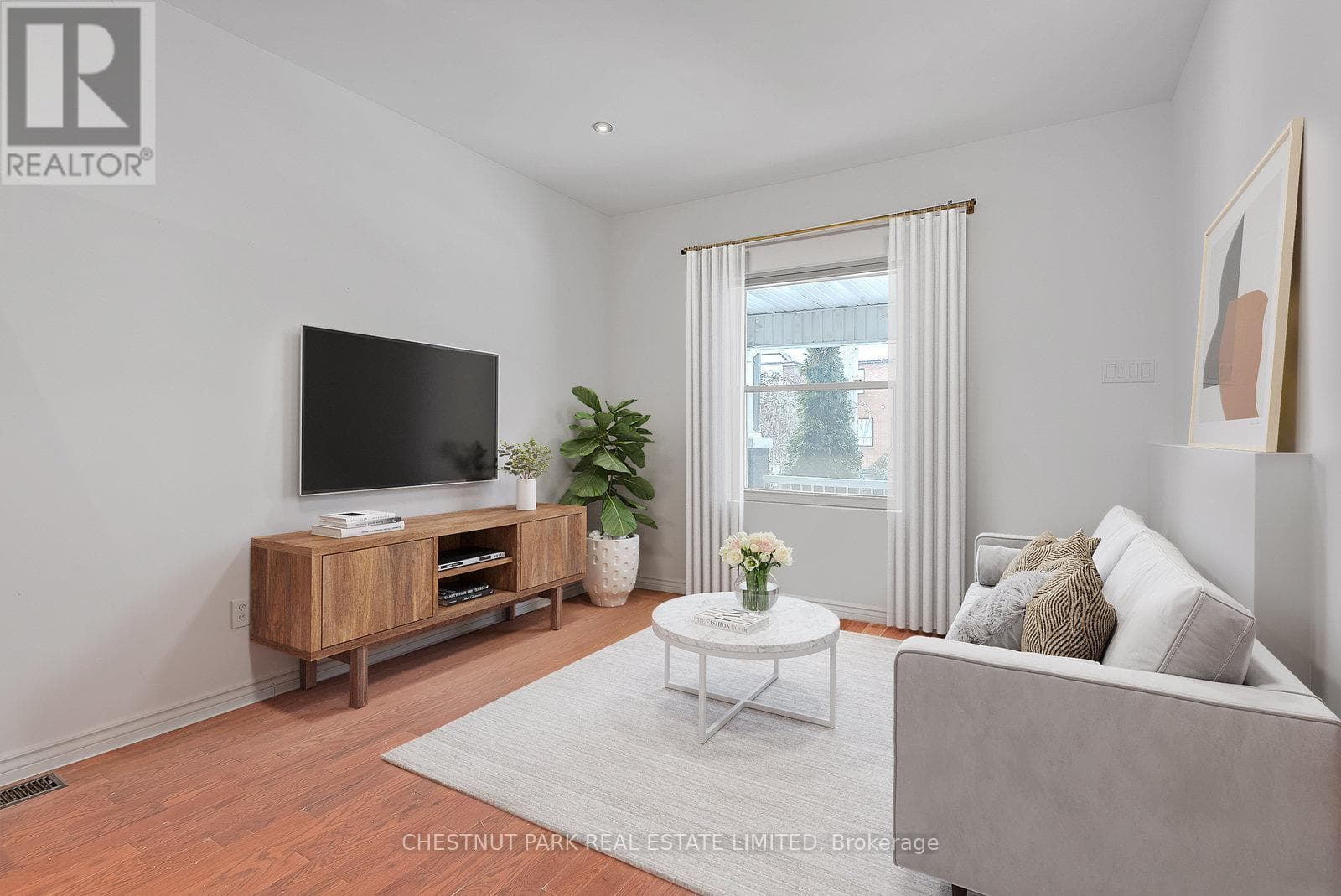 1383 LANSDOWNE AVENUE photo 4
