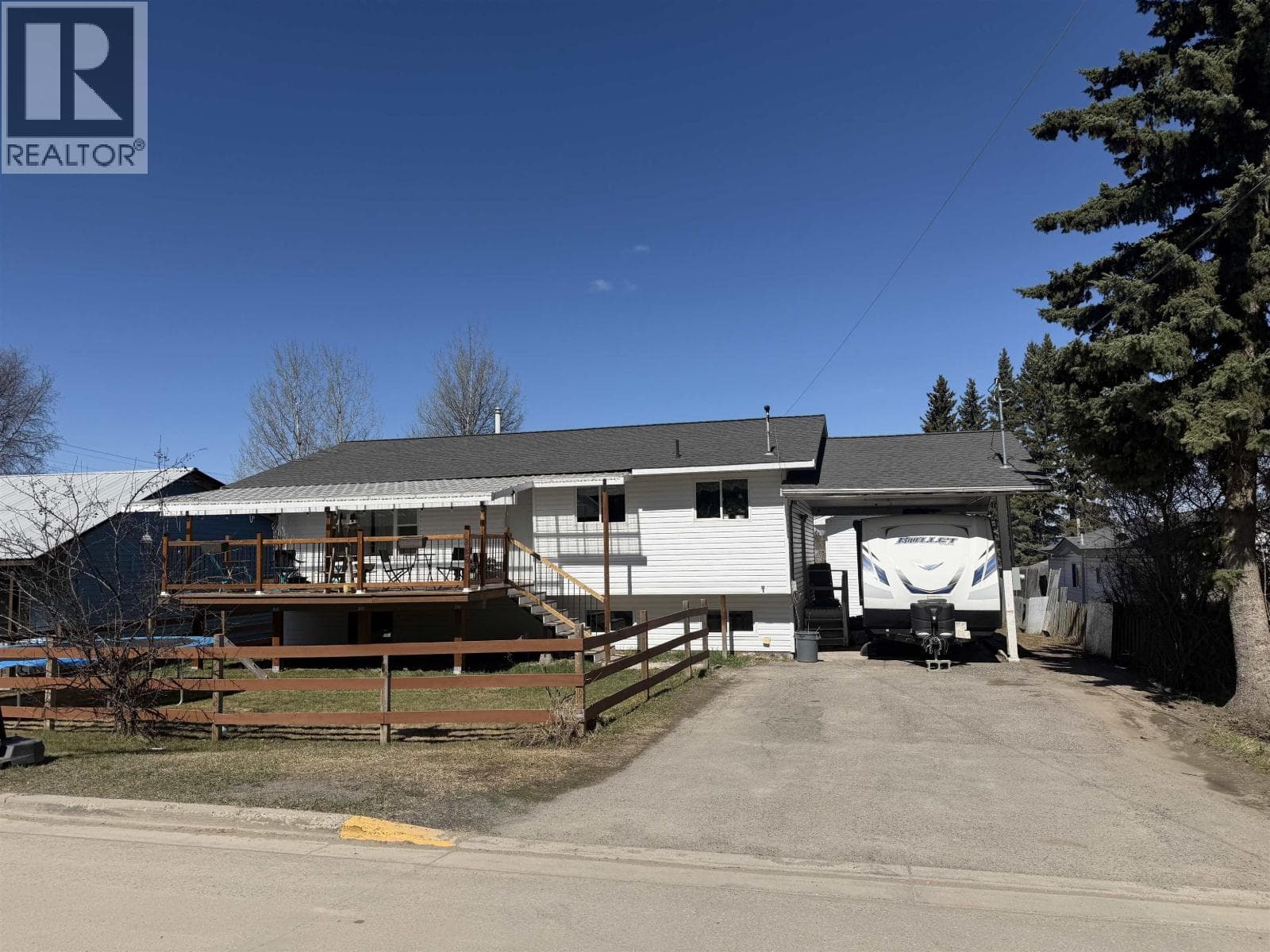 4 bed 2 bath single family at 265 W 4TH STREET — $399,000