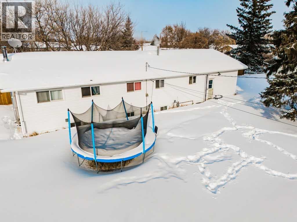 10213 101 Avenue photo 3