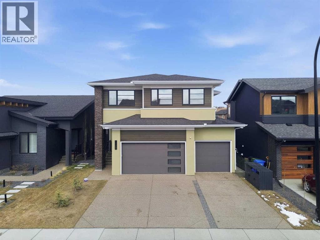 1104 Cranbrook Gardens SE photo 2