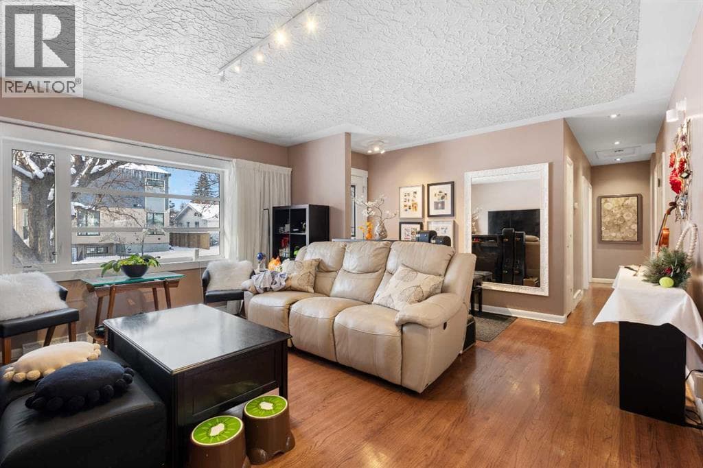 2812-2816 24 Street NW photo 5