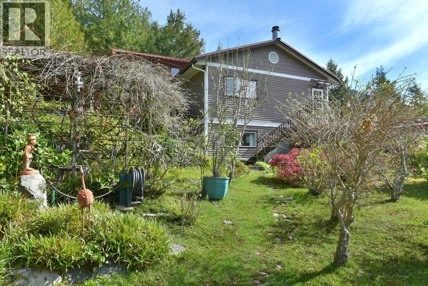 4 bed 4 bath single family at 4906 SINCLAIR BAY ROAD — $789,000