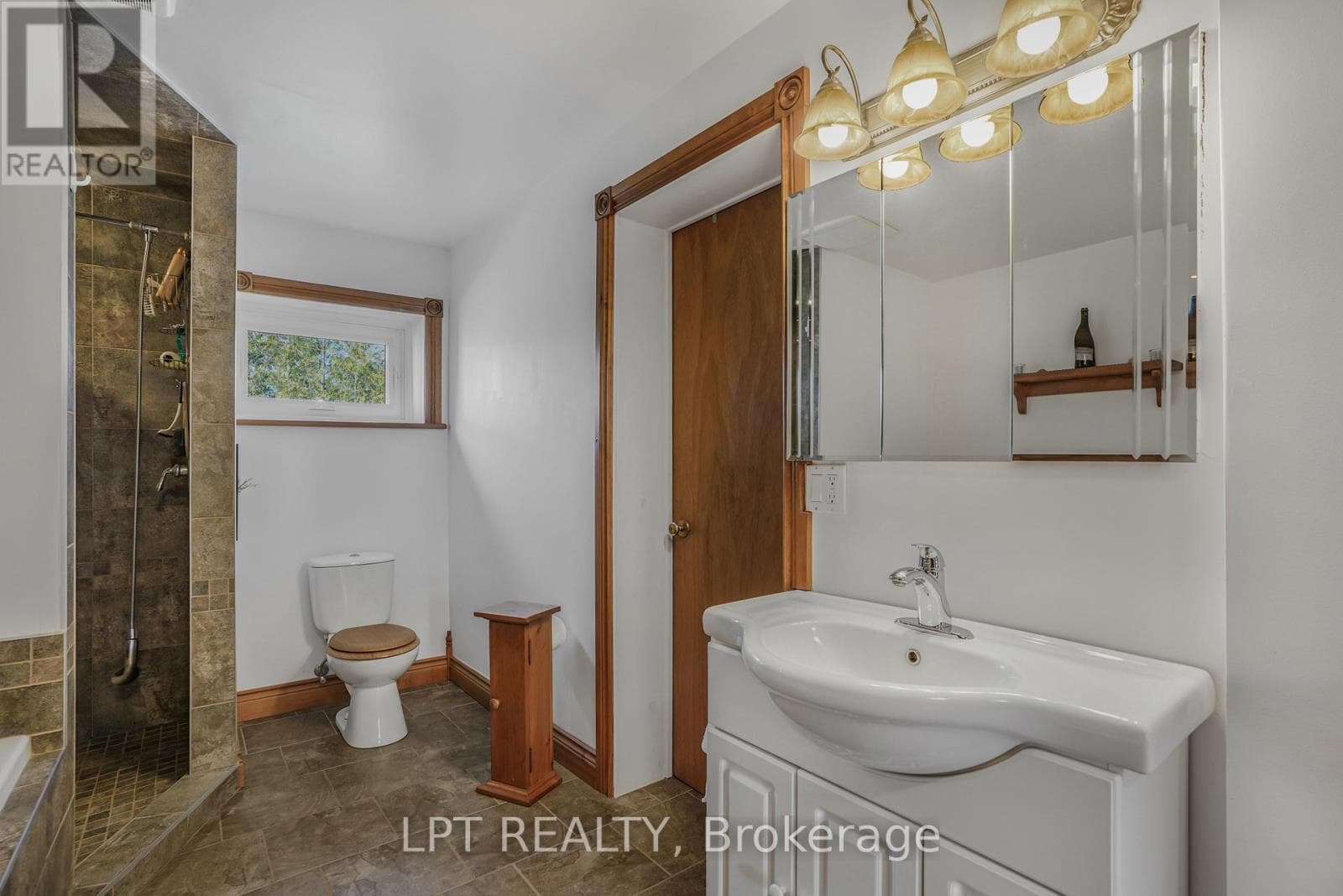 1290 TANNERY ROAD W photo 5