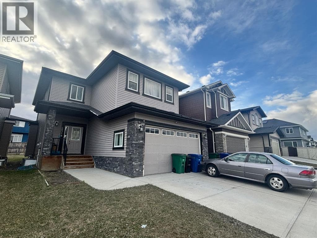 3 bed 3 bath single family at 251 Bayview Street SW — $710,000