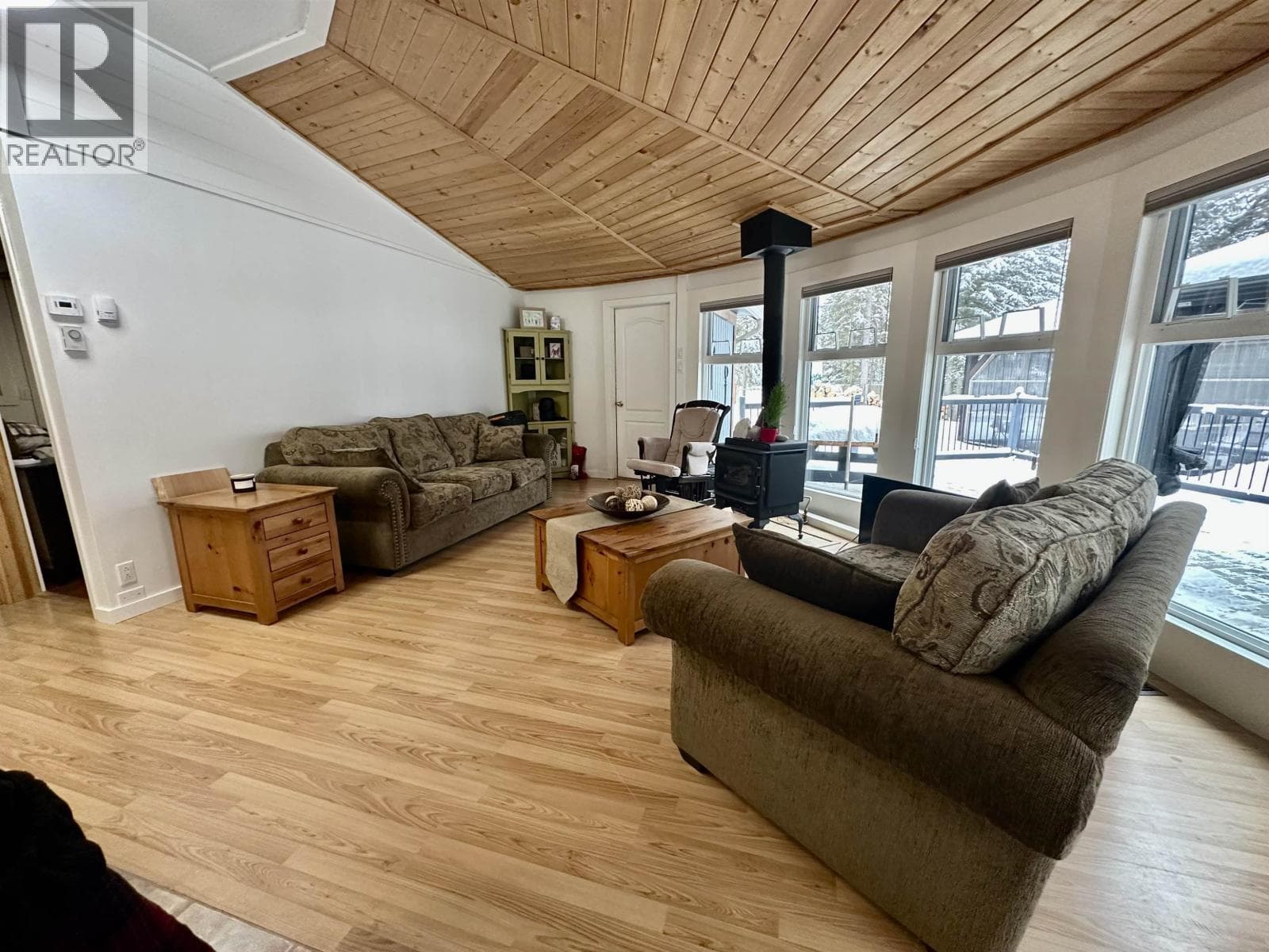 772 S GREEN LAKE ROAD photo 3