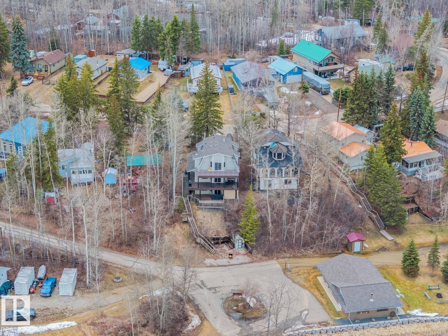 14 Spruce RD — photo 3
