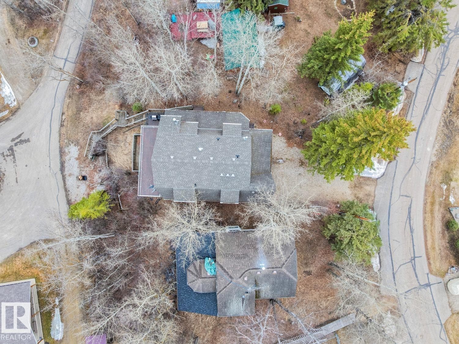 14 Spruce RD — photo 4