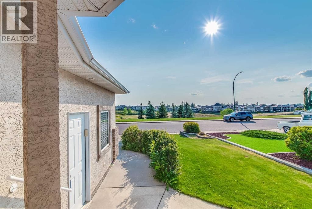 87 Sunrise Road SW photo 4