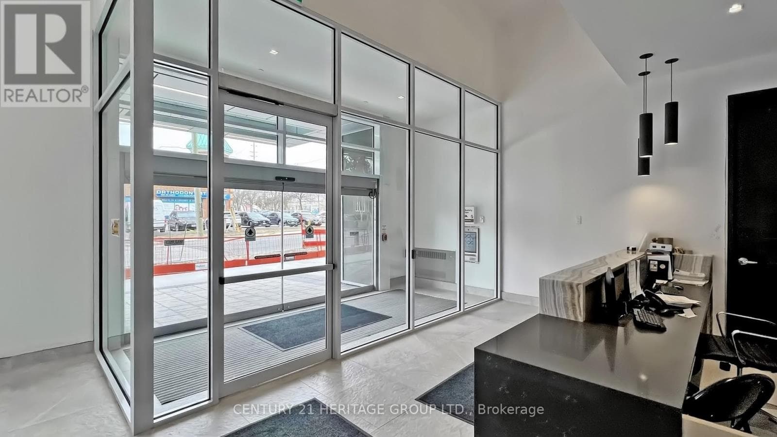 1205 - 8888 YONGE STREET photo 4