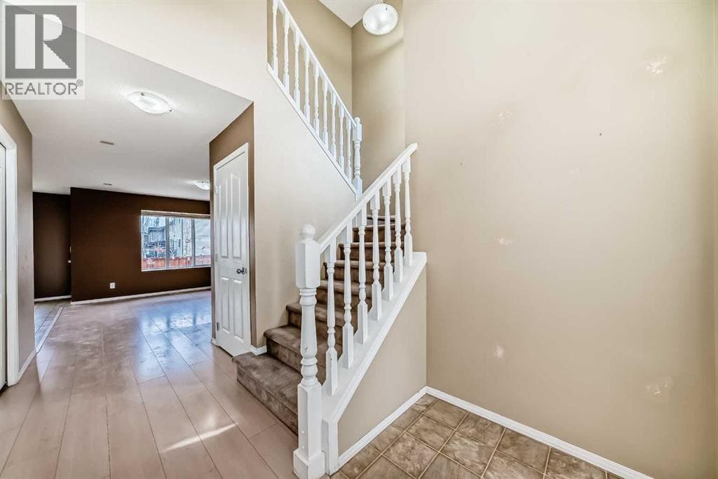 2128 Luxstone Boulevard SW photo 4