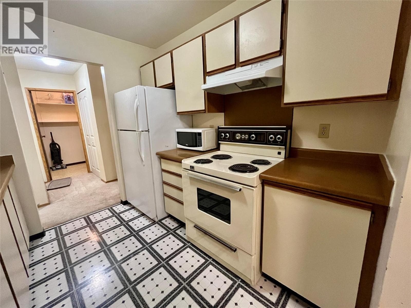320 Northgate Road Unit# 106 photo 5