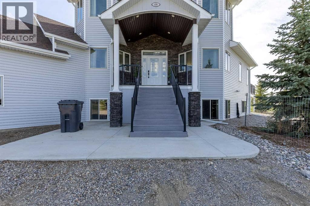 406 Meadow Lark Drive photo 3